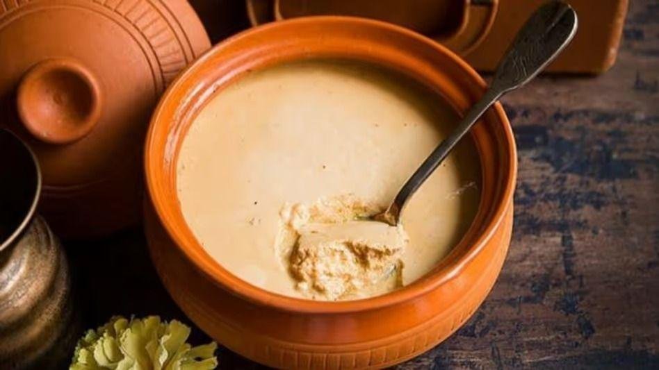 Traditional Bengali mishti doi
